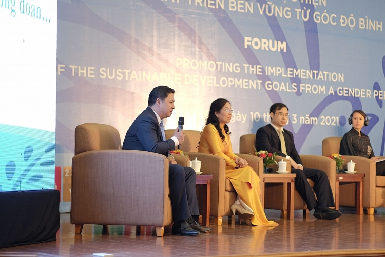 Nâng cao quyền năng cho phụ nữ vì một tương lai an toàn và bình đẳng Nâng cao quyền năng cho phụ nữ vì một tương lai an toàn và bình đẳng