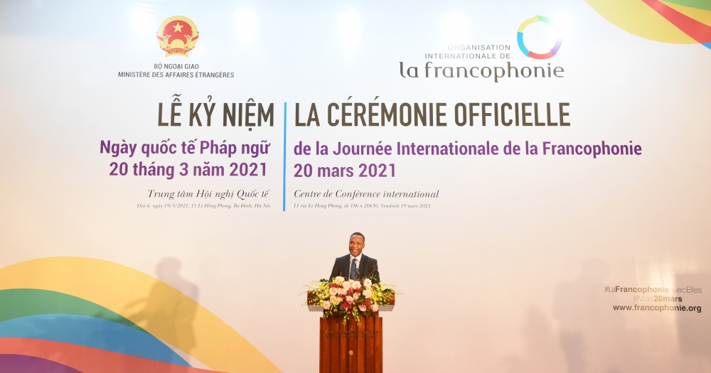 Tôn vinh hai cá nhân xuất sắc của Việt Nam trong bảo tồn và quảng bá ngôn ngữ Pháp Tôn vinh hai cá nhân xuất sắc của Việt Nam trong bảo tồn và quảng bá ngôn ngữ Pháp