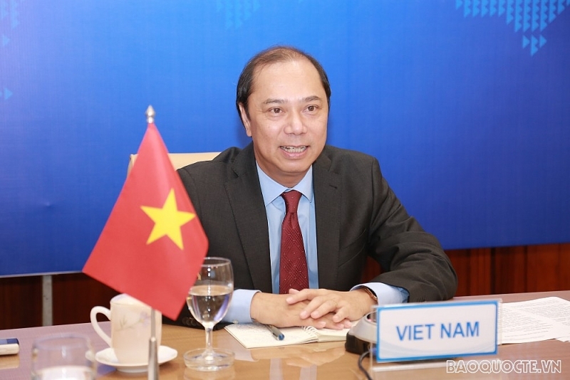 Việt Nam tiếp tục là một hướng ưu tiên cao của Đức trong hợp tác với khu vực Việt Nam tiếp tục là một hướng ưu tiên cao của Đức trong hợp tác với khu vực