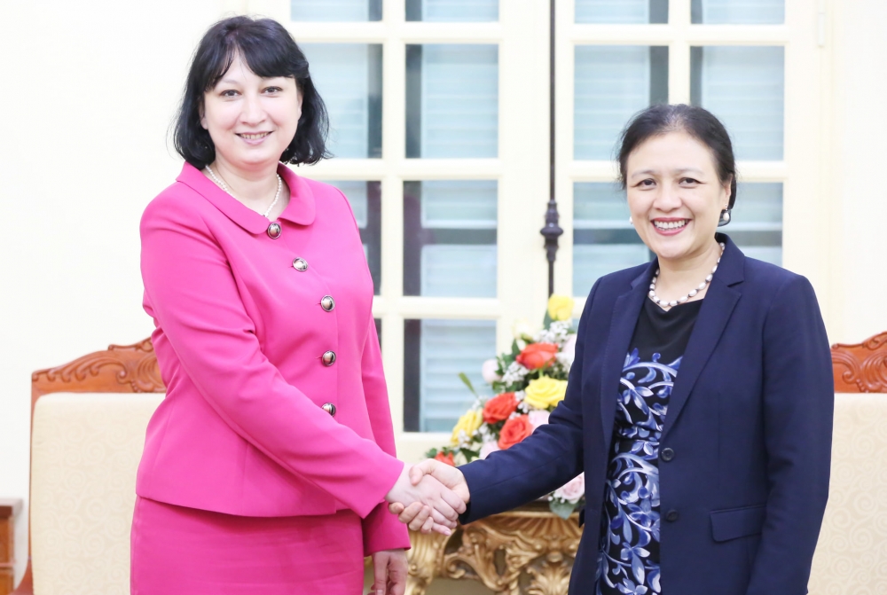 Đại sứ Cristina Romila: ưu tiên hàng đầu trong nhiệm kỳ là phát triển mối quan hệ nhân dân Việt Nam và Rumani Đại sứ Cristina Romila: ưu tiên hàng đầu trong nhiệm kỳ là phát triển mối quan hệ nhân dân Việt Nam và Rumani
