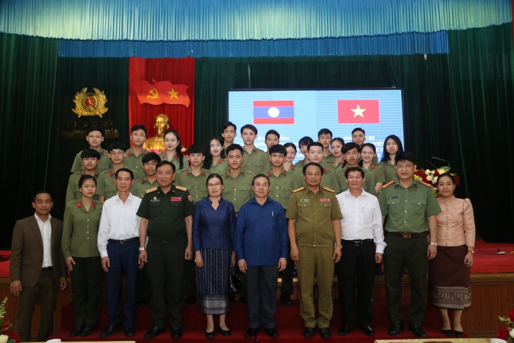 Đại sứ quán Lào đánh giá cao Đại học Sư phạm Thái Nguyên, trường Văn hóa I trong đào tạo học sinh, sinh viên nước bạn Đại sứ quán Lào đánh giá cao Đại học Sư phạm Thái Nguyên, trường Văn hóa I trong đào tạo học sinh, sinh viên nước bạn