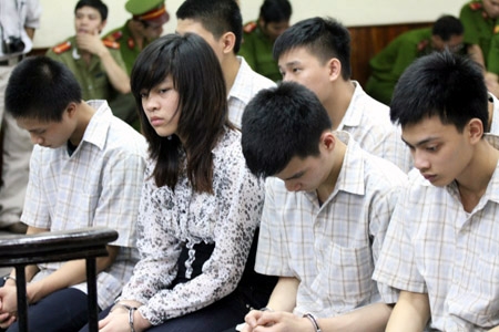 Bảo vệ quyền của người chưa thành niên vi phạm pháp luật Bảo vệ quyền của người chưa thành niên vi phạm pháp luật