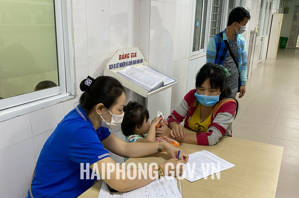 Khám sàng lọc tim miễn phí cho 131 trẻ em Hải Phòng Khám sàng lọc tim miễn phí cho 131 trẻ em Hải Phòng