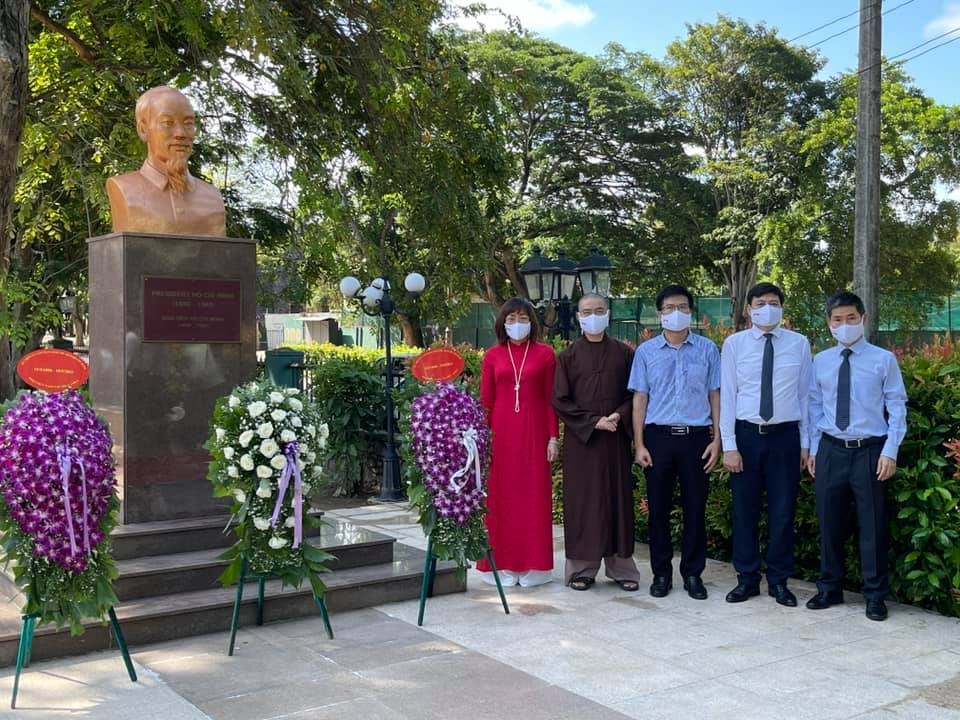 Lãnh đạo Đảng Cộng sản Sri Lanka, Hội Đoàn kết Sri Lanka - Việt Nam kỷ niệm ngày sinh Chủ tịch Hồ Chí Minh Lãnh đạo Đảng Cộng sản Sri Lanka, Hội Đoàn kết Sri Lanka - Việt Nam kỷ niệm ngày sinh Chủ tịch Hồ Chí Minh