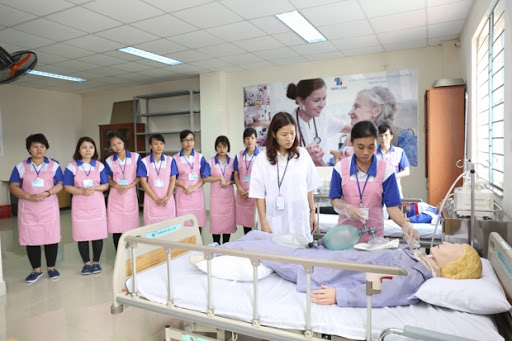 Tiếp tục phái cử thực tập sinh hộ lý sang Nhật Bản Tiếp tục phái cử thực tập sinh hộ lý sang Nhật Bản