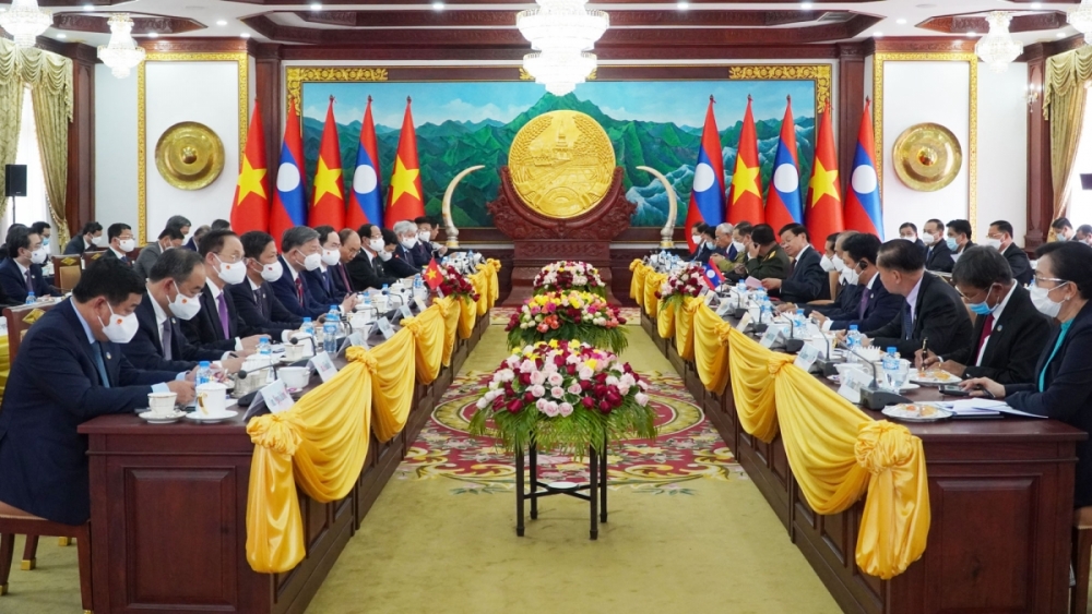 Việt Nam và Lào ký kết và trao 14 văn kiện hợp tác giữa các bộ, ngành và doanh nghiệp hai nước Việt Nam và Lào ký kết và trao 14 văn kiện hợp tác giữa các bộ, ngành và doanh nghiệp hai nước