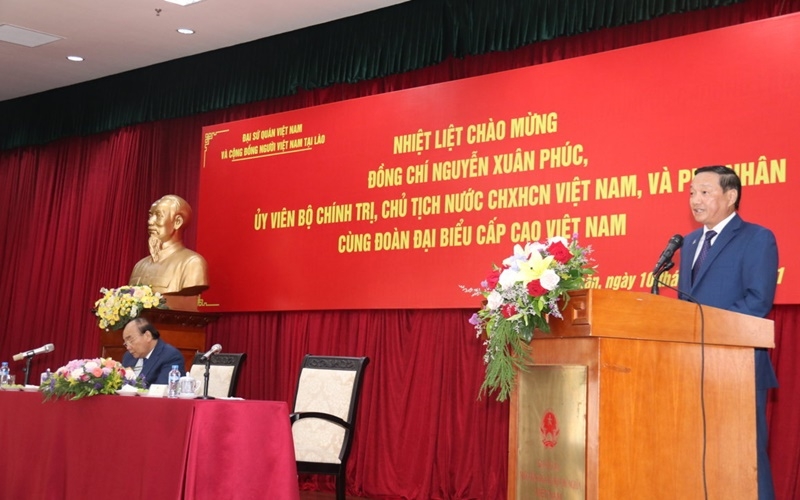 Chủ tịch nước đánh giá cao cộng đồng người Việt tại Lào luôn hướng về đất nước