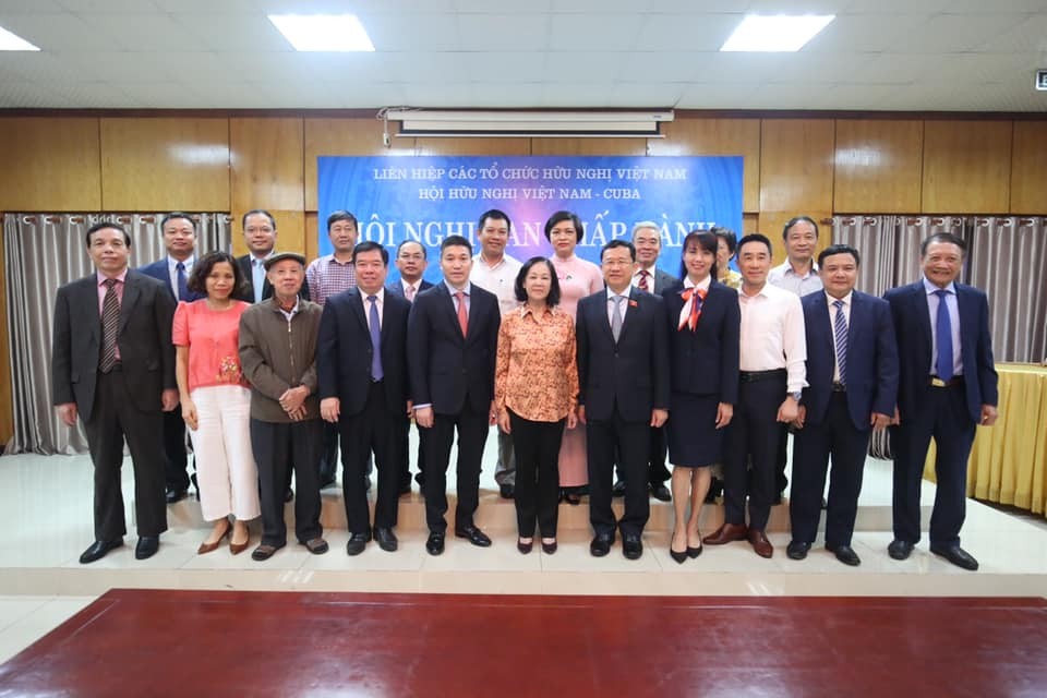 Ông Vũ Hải Hà được bầu làm Chủ tịch Hội Hữu nghị Việt Nam-Cuba giai đoạn 2021-2025 Ông Vũ Hải Hà được bầu làm Chủ tịch Hội Hữu nghị Việt Nam-Cuba giai đoạn 2021-2025