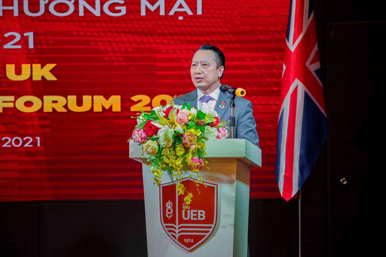 Mối quan hệ kinh tế và thương mại Việt Nam – Vương quốc Anh hướng tới nền kinh tế các-bon thấp và phát triển bền vững Mối quan hệ kinh tế và thương mại Việt Nam – Vương quốc Anh hướng tới nền kinh tế các-bon thấp và phát triển bền vững