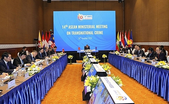 Khai mạc Hội nghị Bộ trưởng ASEAN về Phòng, chống tội phạm xuyên quốc gia lần thứ 14 Khai mạc Hội nghị Bộ trưởng ASEAN về Phòng, chống tội phạm xuyên quốc gia lần thứ 14