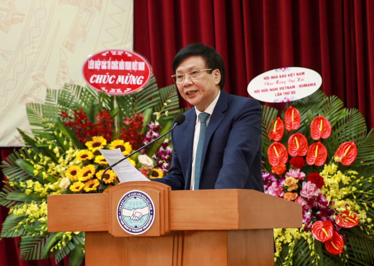 Ông Hồ Quang Lợi được bầu làm Chủ tịch Hội Hữu nghị Việt Nam-Rumani nhiệm kỳ 2021-2026 Ông Hồ Quang Lợi được bầu làm Chủ tịch Hội Hữu nghị Việt Nam-Rumani nhiệm kỳ 2021-2026