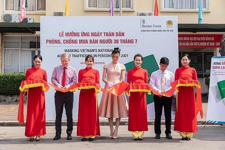 ASEAN nâng cao hiệu quả hợp tác quốc tế về phòng, chống mua bán người ASEAN nâng cao hiệu quả hợp tác quốc tế về phòng, chống mua bán người