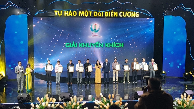 745 tác giả từ 63 tỉnh, thành phố tham gia cuộc thi ảnh “Tự hào một dải biên cương 745 tác giả từ 63 tỉnh, thành phố tham gia cuộc thi ảnh “Tự hào một dải biên cương