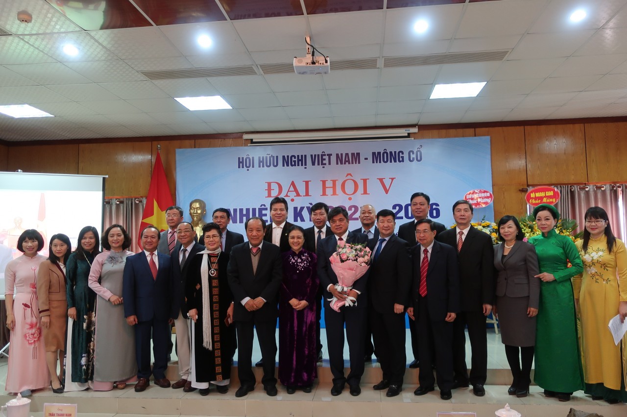 Góp phần thúc đẩy được quan hệ kinh tế, thương mại và đầu tư giữa Việt Nam và Mông Cổ Góp phần thúc đẩy được quan hệ kinh tế, thương mại và đầu tư giữa Việt Nam và Mông Cổ