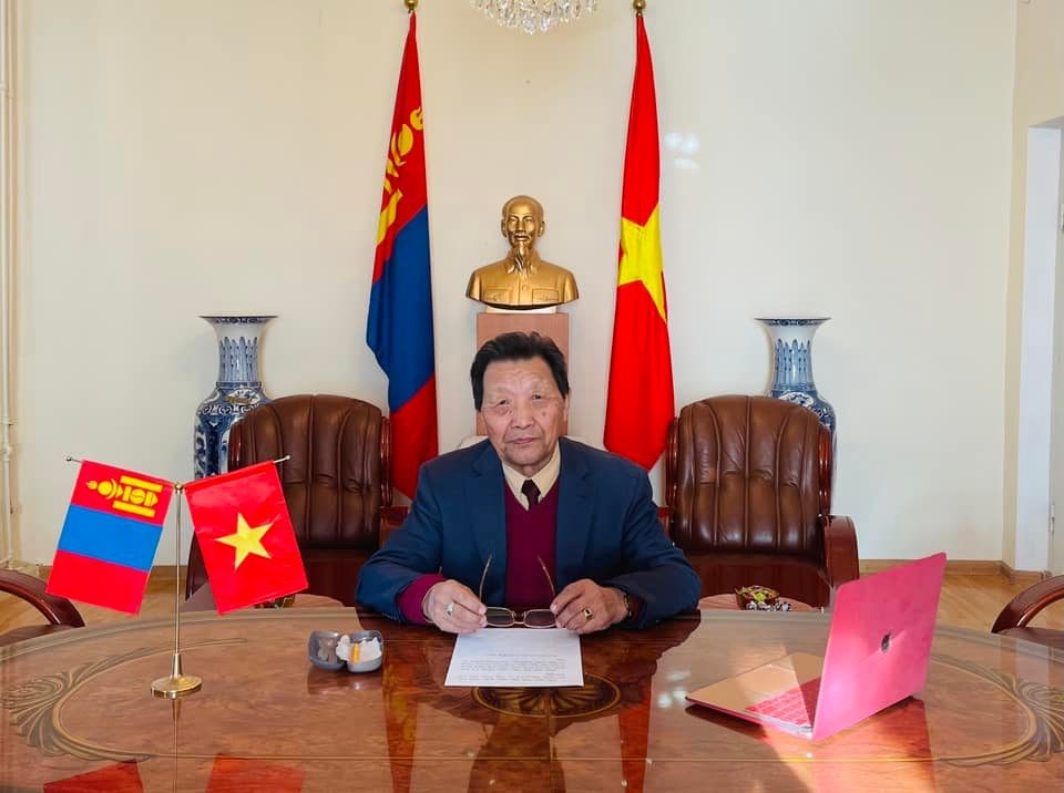 Góp phần thúc đẩy được quan hệ kinh tế, thương mại và đầu tư giữa Việt Nam và Mông Cổ Góp phần thúc đẩy được quan hệ kinh tế, thương mại và đầu tư giữa Việt Nam và Mông Cổ