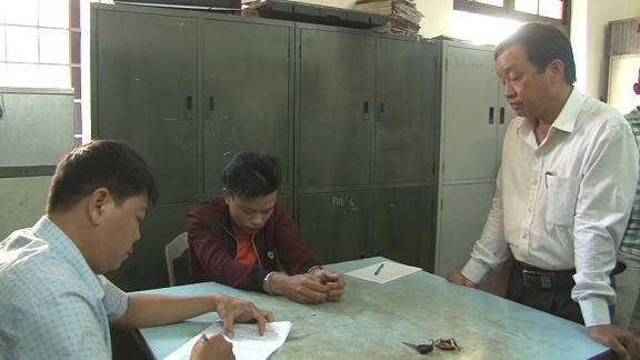 Phá băng nhóm chuyên cướp giật tại cố đô Huế pha nhanh chuyen an 319s vay bat doi tuong gay ra loat vu cuop giat tren pho gay hoan mang tai co do hue