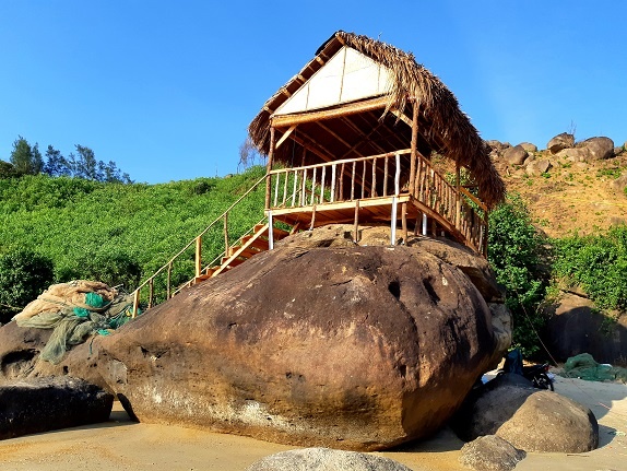 Mê mẩn ngắm biển vẻ hoang sơ Lộc Bình ở Cố đô Huế me man ngam bien ve hoang so loc binh o co do hue