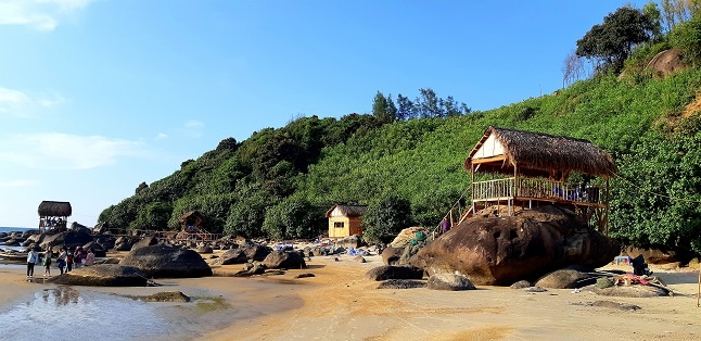 Mê mẩn ngắm biển vẻ hoang sơ Lộc Bình ở Cố đô Huế me man ngam bien ve hoang so loc binh o co do hue