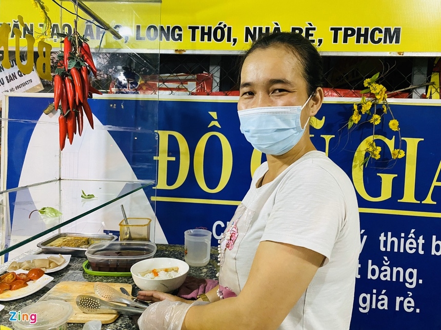 Quán bún riêu miễn phí, người nghèo trả bằng vé số ở TP.HCM Quán bún riêu miễn phí, người nghèo trả bằng vé số ở TP.HCM