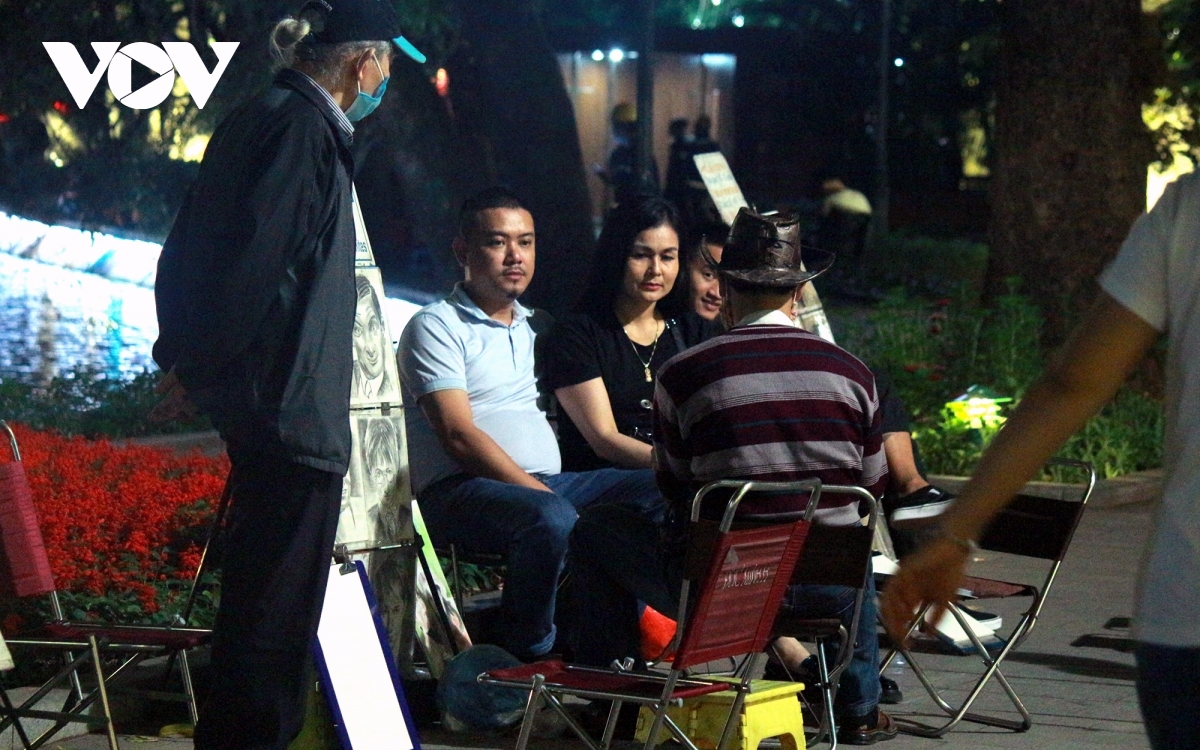 Photo: ZIng News In photos: Hanoi reopens weekend pedestrian zone in Old Quarter