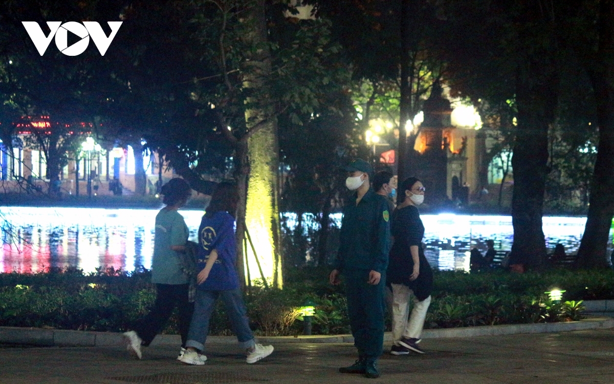 Photo: ZIng News In photos: Hanoi reopens weekend pedestrian zone in Old Quarter