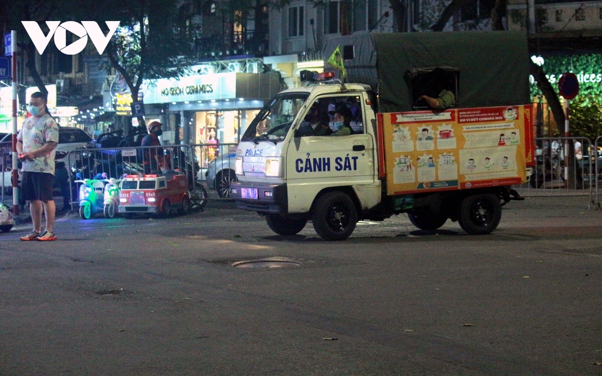 Photo: ZIng News In photos: Hanoi reopens weekend pedestrian zone in Old Quarter