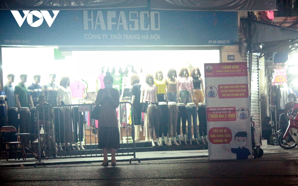 Photo: ZIng News In photos: Hanoi reopens weekend pedestrian zone in Old Quarter