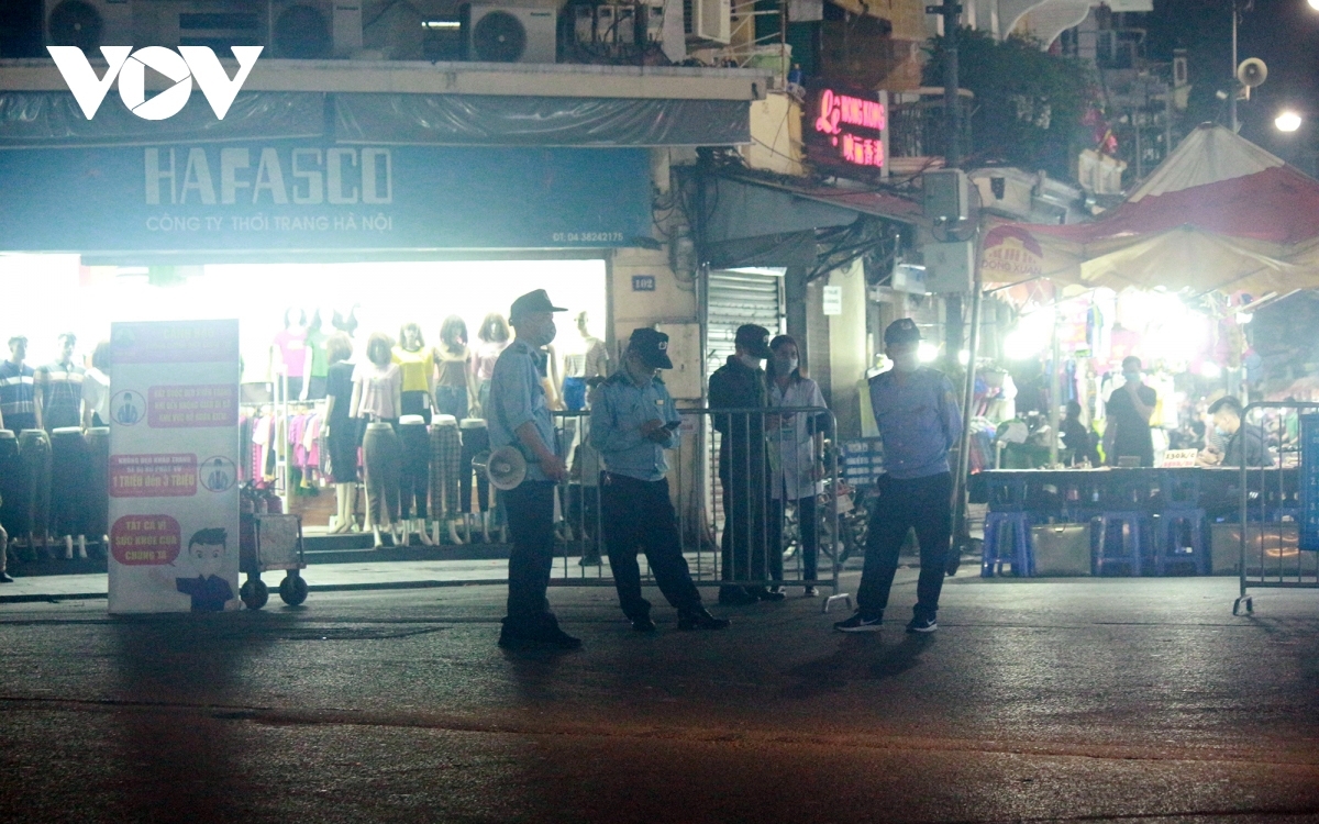 Photo: ZIng News In photos: Hanoi reopens weekend pedestrian zone in Old Quarter