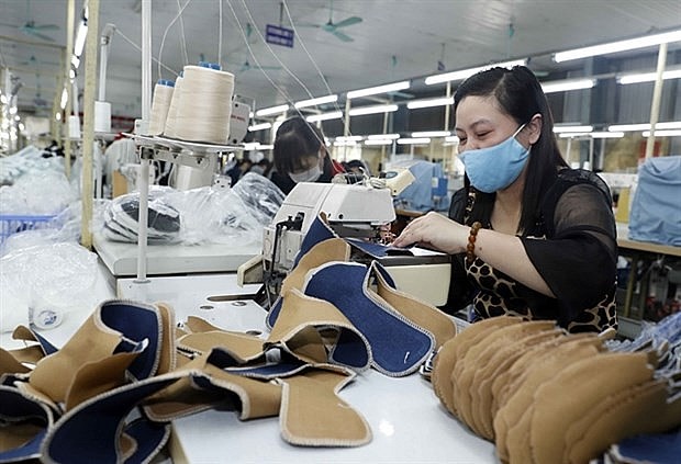 Local Firms Remains Positive about Economic Recovery in 2022 Local Firms Remains Positive about Economic Recovery in 2022