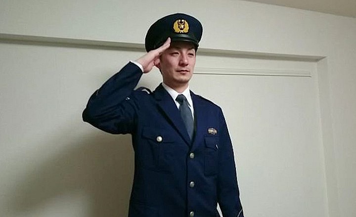 Japanese Police Quits His Job to Settle in Vietnam Japanese Police Quits His Job to Settle in Vietnam