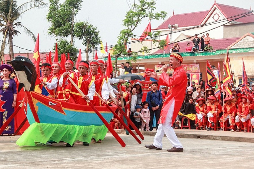 Worshiping the Whale: Unique Cultural Beliefs of Quang Binh's Coastal Villages Worshiping the Whale: Unique Cultural Beliefs of Quang Binh's Coastal Villages