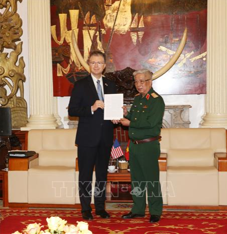 Vietnam - US promote cooperation to overcome war consequences Vietnam - US promote cooperation to overcome war consequences