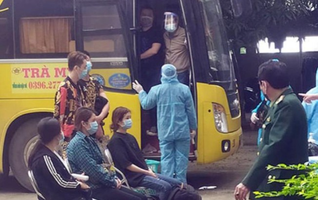 53 Chinese fined for illegally entering Vietnam 53 Chinese fined for illegally entering Vietnam