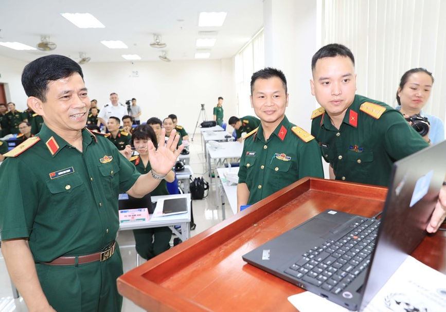 In Photos: Vietnam opens UN staff officer training course In Photos: Vietnam opens UN staff officer training course