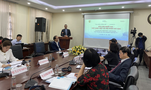 Vietnam faces ' rapidly aging population' Vietnam faces ' rapidly aging population'