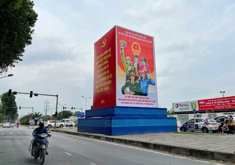 Hanoi's streets decorated for national election Hanoi's streets decorated for national election