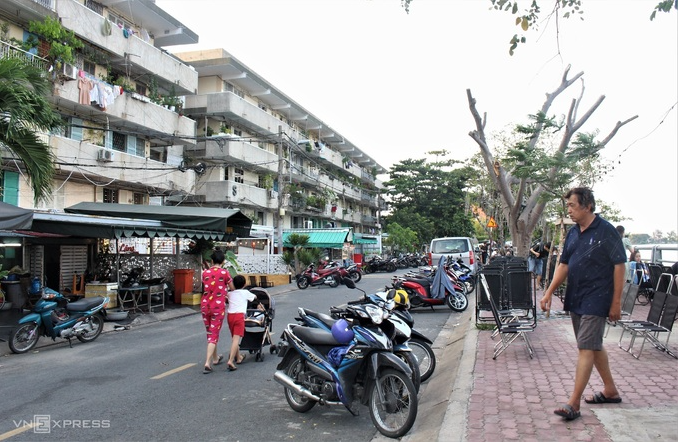 Thanh Da Peninsula - Meeting point to enjoy Saigon's nightlife Thanh Da Peninsula - Meeting point to enjoy Saigon's nightlife