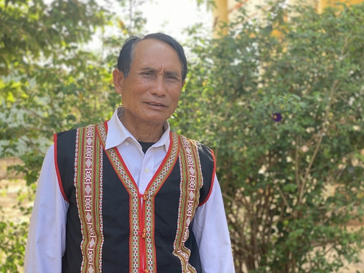 From black sheep following Fulro to respectable man in Rai village From black sheep following Fulro to respectable man in Rai village