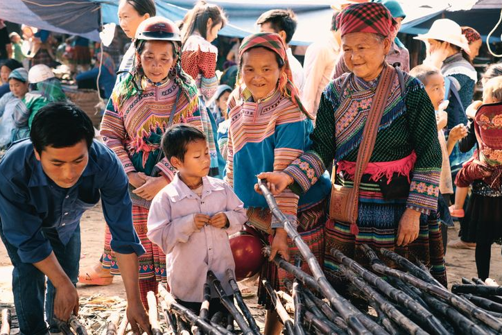 Ukrainian photographer 'fell in love' with Vietnam after traveling around Asia