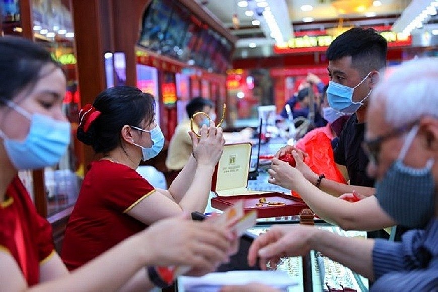Vietnam Business & Weather Briefing (May 8): Gold Price Remains Stable, Heat Wave Expected to End Vietnam Business & Weather Briefing (May 8): Gold Price Remains Stable, Heat Wave Expected to End