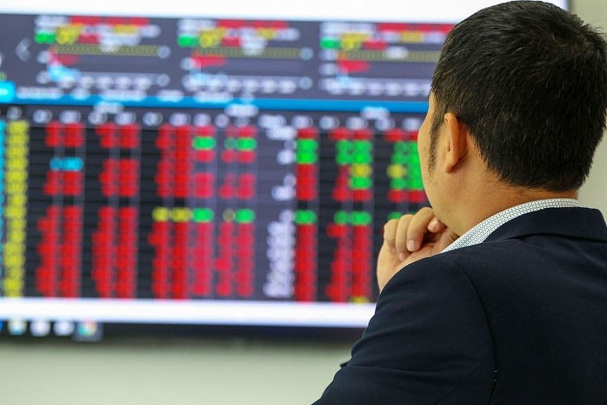 Vietnam Business & Weather Briefing (May 9): Gold Price Dropped, Heavy Rain Forecasted Vietnam Business & Weather Briefing (May 9): Gold Price Dropped, Heavy Rain Forecasted