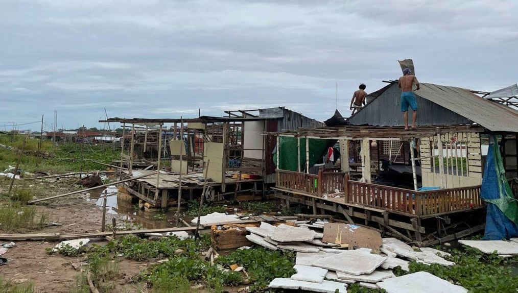 Vietnamese-Cambodians struggle after boat houses dismantled Vietnamese-Cambodians struggle after boat houses dismantled