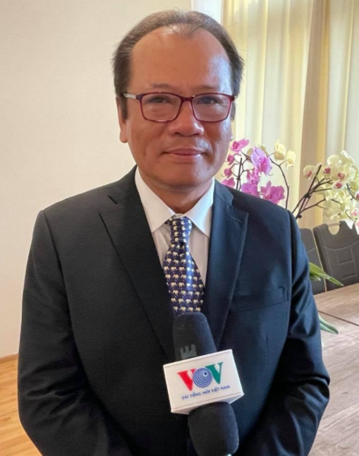 Embassy, community support Vietnamese in Czech hit by biggest tornado in 100 years Embassy, community support Vietnamese in Czech hit by biggest tornado in 100 years