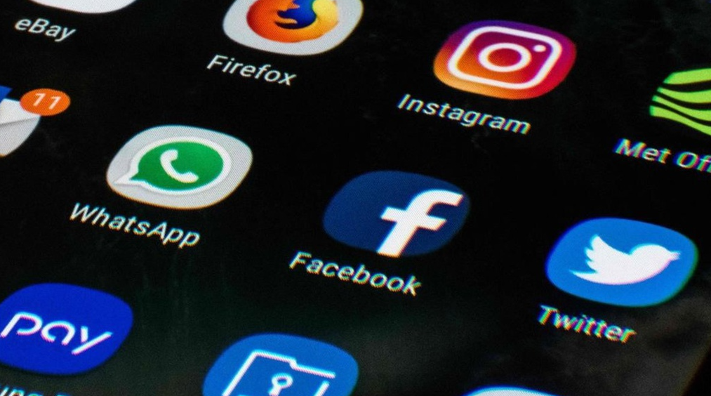 Vietnam Proposes To Regulate Livestreaming On International Social Networks Vietnam Proposes To Regulate Livestreaming On International Social Networks