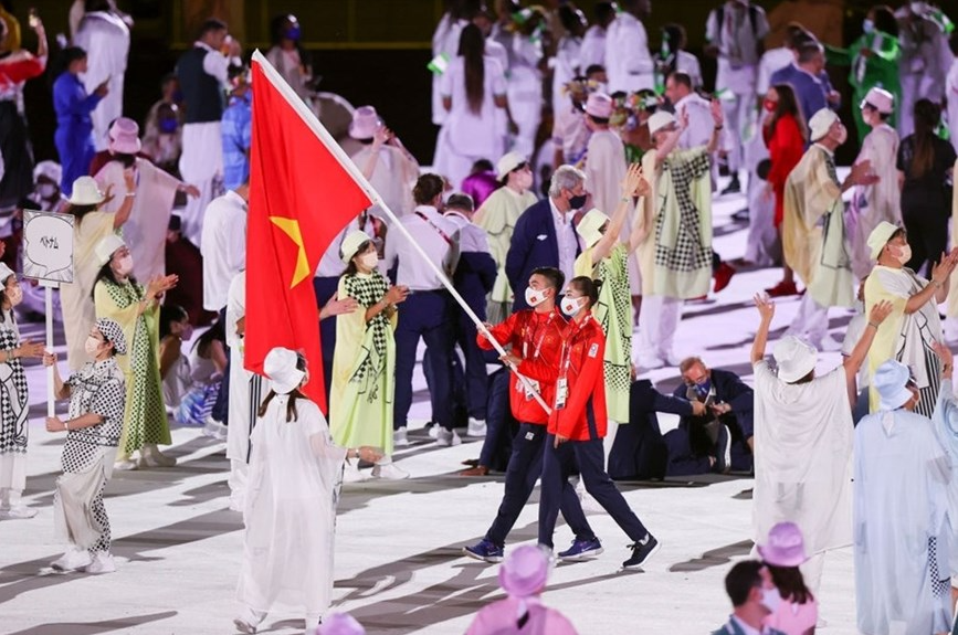 In Photo: Vietnamese Delegation Marches At Tokyo Olympics Opening Ceremony In Photo: Vietnamese Delegation Marches At Tokyo Olympics Opening Ceremony