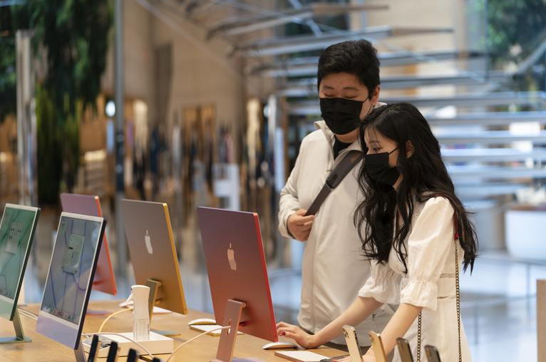 Apple’s Profits Nearly Doubled In Latest Quarter Despite Pandemic Apple’s Profits Nearly Doubled In Latest Quarter Despite Pandemic