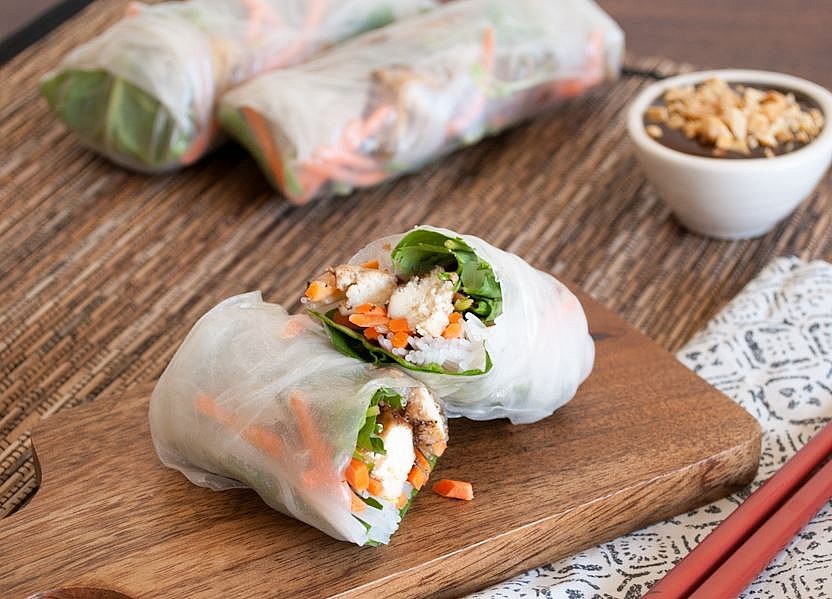 Easy-to-Make Vegetarian Spring Rolls For Vu Lan Festival Easy-to-Make Vegetarian Spring Rolls For Vu Lan Festival