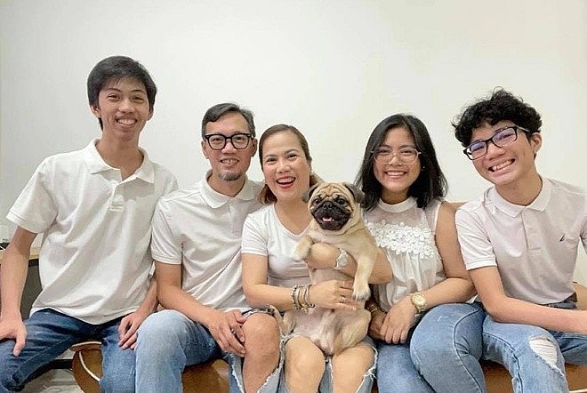 Filipino Family in HCMC Grateful for Help Amid Pandemic Filipino Family in HCMC Grateful for Help Amid Pandemic