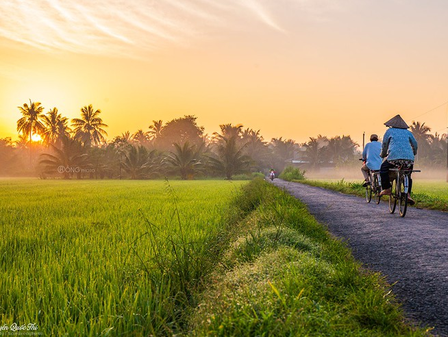 Vietnamese amateur photographer launches a gallery of thousands photo about Ben Tre due to love