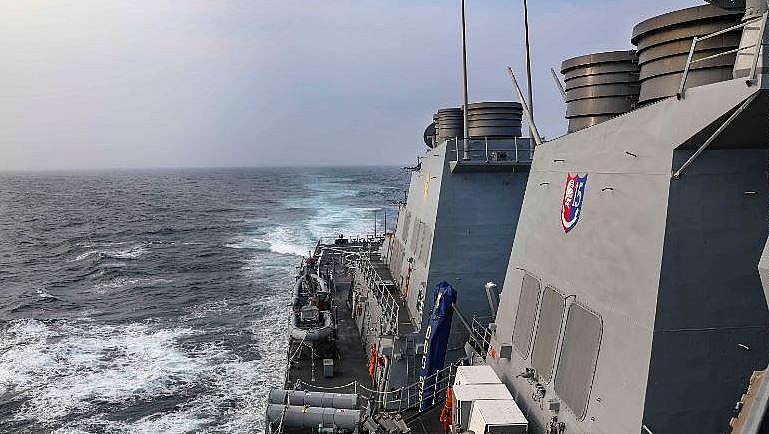 US Sails Ship Through South China Sea Despite Beijing’s New Notification Law US Sails Ship Through South China Sea Despite Beijing’s New Notification Law